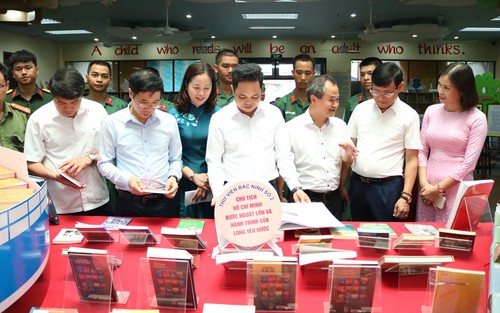 Giới thiệu tư liệu quý kỷ niệm 115 năm Ngày Bác Hồ ra đi tìm đường cứu nước