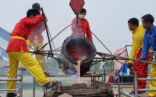 Vì một miền quê đáng sống: Sức sống bền bỉ nghề đúc đồng Trà Đông