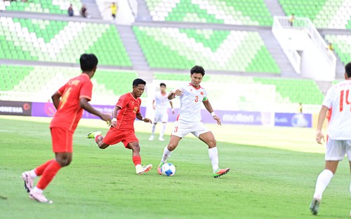 Kịch tính cuộc đối đầu giữa U19 Việt Nam và U19 Indonesia