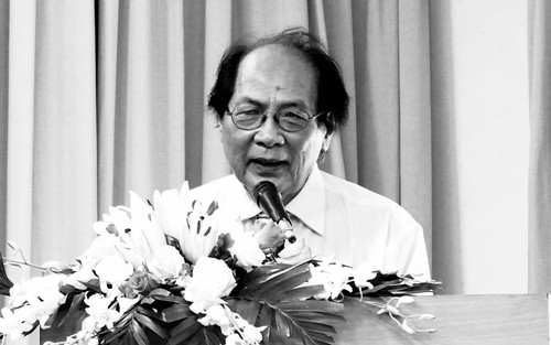 GS Hoàng Chương - người đứng về những đổi mới của sân khấu