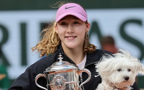 Mirra Andreeva vô địch Roland Garros 2026: Từ thần đồng đến ngôi sao mới của WTA