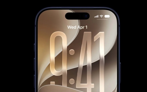 Apple tung bản cập nhật AI, hợp tác với Google