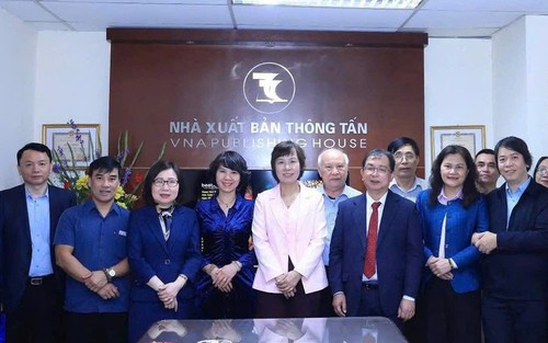 Giám đốc - Tổng Biên tập Phùng Thị Mỹ: "Làm sách bằng tư duy báo chí, tôn trọng sự thật và trách nhiệm xã hội"