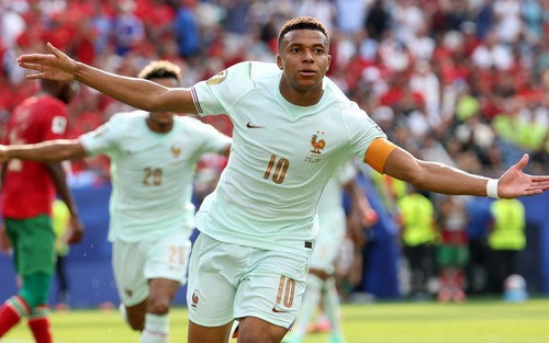 Cà phê World Cup: Pháp và chiếc tháp canh cầm tù tâm trí Maroc