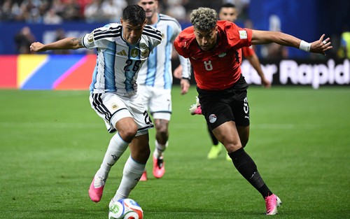 Thơ World Cup: Tứ kết bất ngờ