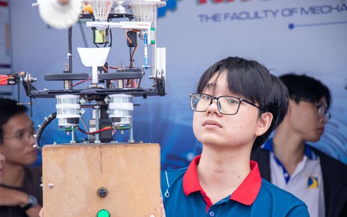 Tuyển sinh đại học 2026: Các ngành kỹ thuật, công nghệ "hút" thí sinh