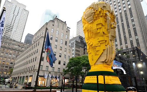 Thư nước Mỹ: New York lung linh trong lễ hội chung kết
