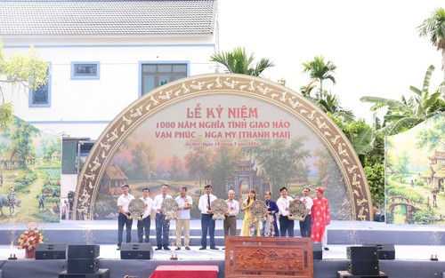 Đánh thức văn hóa kết chạ nghìn năm Vạn Phúc - Nga My bằng ngôn ngữ nghệ thuật