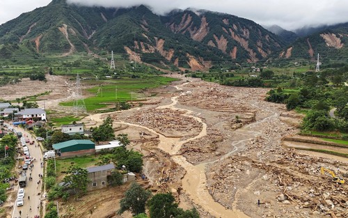 Lai Châu khẩn cấp xây dựng khu tái định cư cho người dân vùng lũ Mường Than