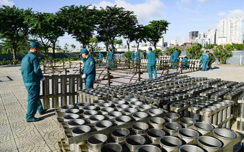 50 năm Thành phố mang tên Bác: Lần đầu trình diễn "pháo hoa nước"