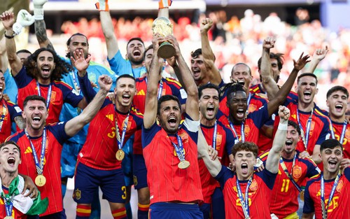 Toni Kroos gây bão sau chung kết World Cup 2026: "Bóng đá đã chiến thắng"