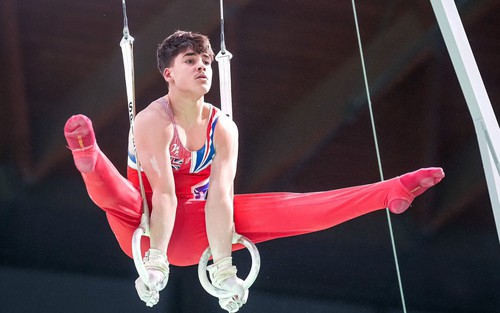 VĐV thể dục dụng cụ dính chấn thương nặng vì tiếp đất bằng đầu ở Commonwealth Games