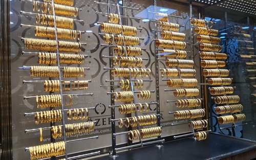 Căng thẳng Mỹ - Iran tạm lắng, giá vàng tăng trở lại