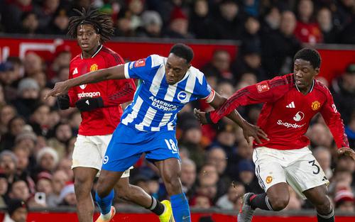 Chelsea được gì khi mua “ông lão” Welbeck?