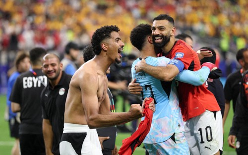 'Vũ khí bí mật' của Ai Cập: Cho cả đội xem Mbappe đá luân lưu trước giờ đấu Úc