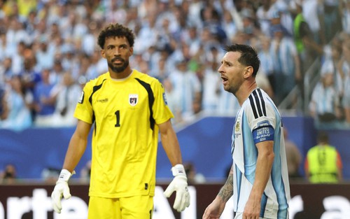 Thủ môn thất nghiệp của Cape Verde cùng Messi lập kỷ lục, đi vào lịch sử ở World Cup