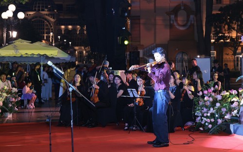 Hà Nội: Chương trình hòa nhạc ngoài trời "Crescendo - Giao hưởng kết nối"