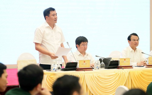 Họp báo Chính phủ: Không để lợi dụng giá xăng dầu biến động để neo cao giá hàng hóa