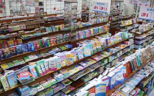 Học sinh toàn quốc được miễn phí sách giáo khoa từ năm học 2029 - 2030