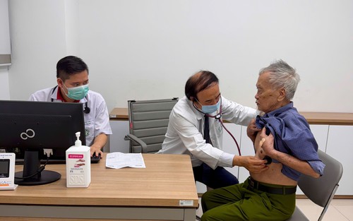 Bạch Mai cơ sở Ninh Bình hoàn thành tầm soát sức khỏe cho 5000 người có công