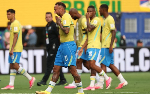 Đúng ngày này 44 năm trước ĐT Brazil cũng bị loại ở World Cup