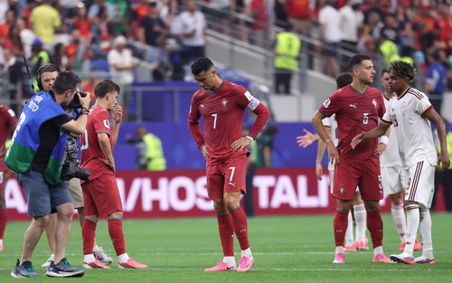 Ronaldo tạm biệt World Cup sau khi Bồ Đào Nha thua tối thiểu Tây Ban Nha