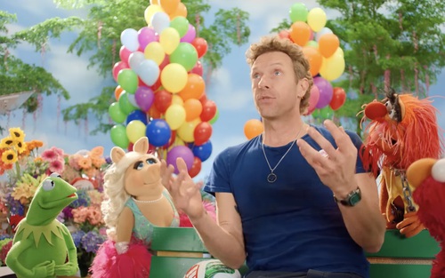 Chris Martin - người kiến tạo màn biểu diễn "đỉnh" nhất World Cup