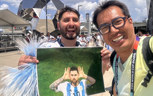 Kí sự World Cup: Xuống “địa ngục” và trở về theo phong cách Argentina