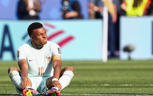 Mbappe chấn thương khiến CĐV Pháp lo sốt vó