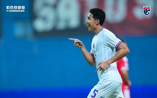 Hai sao trẻ ghi bàn, ĐT Thái Lan thắng thuyết phục Singapore ở bán kết lượt đi ASEAN Cup 2026