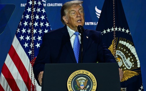 Tổng thống D.Trump đăng bản đồ gọi eo biển Hormuz là lãnh thổ mới của Mỹ