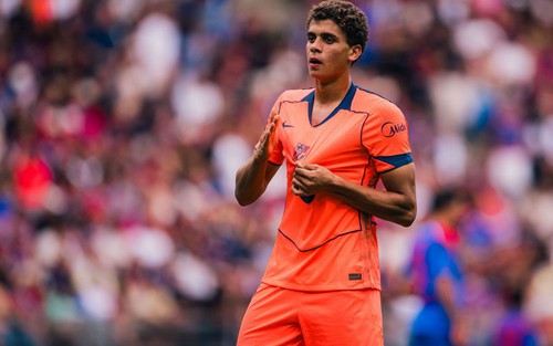 Tài năng người Ai Cập Hamza Abdelkarim có bước nhảy vọt tại Barcelona