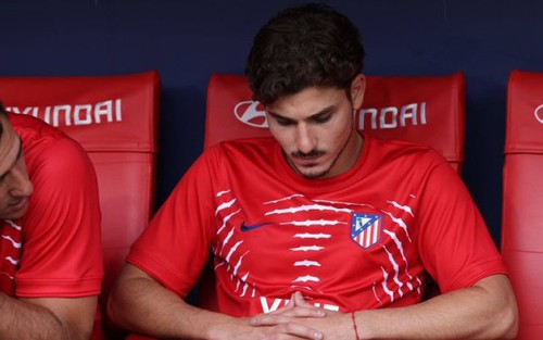 Atletico đang biến Alvarez thành con tin