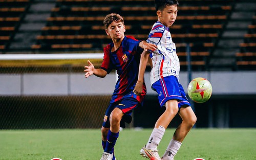 Đội bóng Lào gây chấn động khi đánh bại Barcelona để vô địch giải trẻ quốc tế