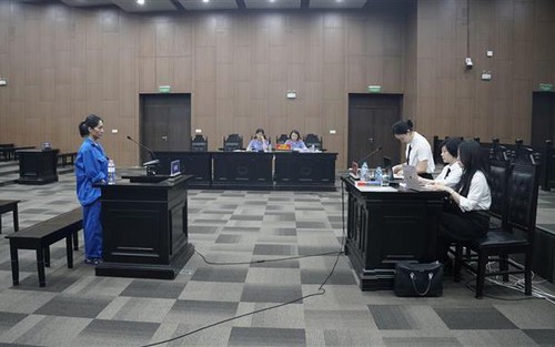 Giám đốc show “Về đây bốn cánh chim trời” bị phạt 24 tháng tù
