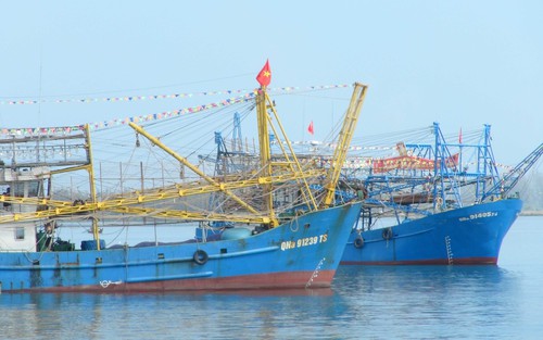 Tàu cá QNa 90859 TS cùng 50 ngư dân mất liên lạc trên biển