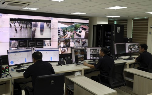 Tháo gỡ điểm nghẽn trong lĩnh vực công nghiệp và thương mại, bảo vệ người tiêu dùng