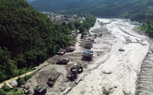 Chưa ghi nhận người Việt Nam thương vong trong lũ quét tại Nepal và Trung Quốc