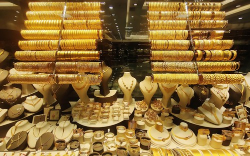 Giá vàng tăng khi triển vọng đàm phán Mỹ-Iran làm dịu lo ngại lạm phát