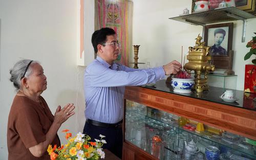 Sau 65 năm, bức di ảnh giúp tìm lại thân nhân cán bộ đi B