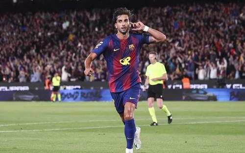 Thế tiến thoái lưỡng nan của Ferran Torres