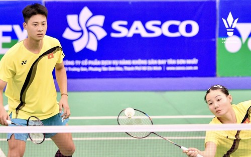 Giải cầu lông Vietnam Open 2026: Trần Đình Mạnh và Phạm Thị Khánh dừng bước ở tứ kết