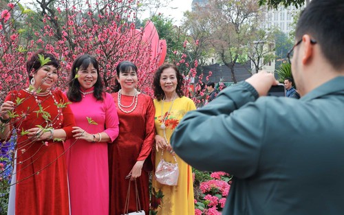 Bộ Nội vụ trình Chính phủ phương án nghỉ Tết Nguyên đán Đinh Mùi 7 ngày liên tiếp