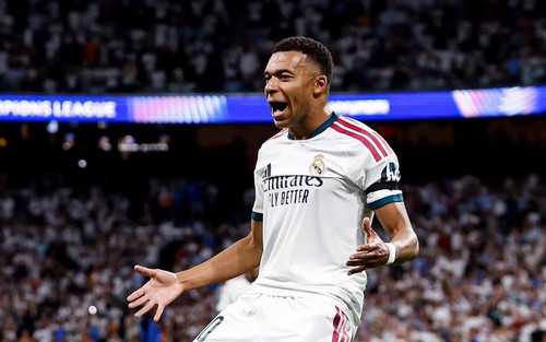 Mbappe tự tin giành Quả bóng vàng sau mùa giải trắng tay, nhắc kỷ lục vượt Messi