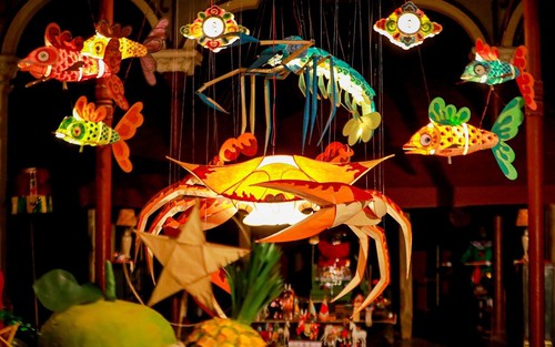 Sắc màu Trung thu phố cổ Hà Nội