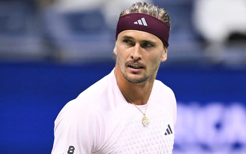 Tin nóng thể thao sáng 15/9: MU định đoạt tương lai Carrick; Zverev được dự đoán chiếm ngôi số 1 ATP