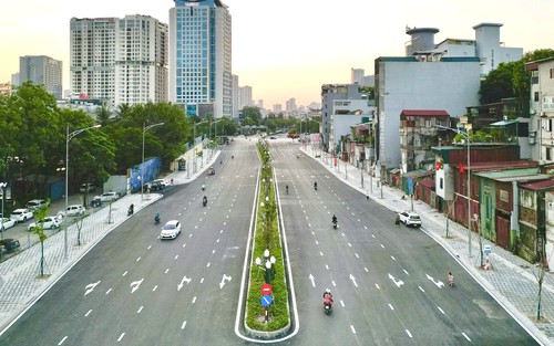 Hà Nội thông xe kỹ thuật đường Vành đai 1 đoạn Hoàng Cầu - Voi Phục