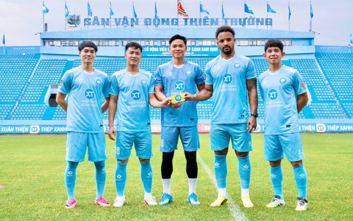Xuân Son nhận sự tín nhiệm đặc biệt từ Thép Xanh Nam Định