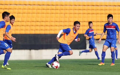 HLV Hoàng Văn Phúc: ‘Cơ hội vẫn còn với U20 Việt Nam dù ít’