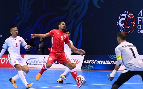 Hạ Bahrain 2-1, tuyển Việt Nam thắp lên hy vọng đi tiếp